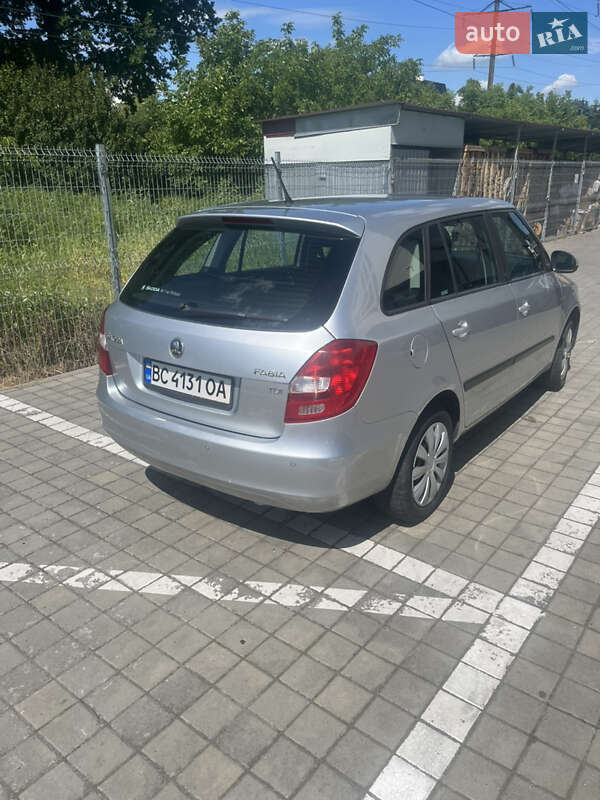 Универсал Skoda Fabia 2013 в Винниках