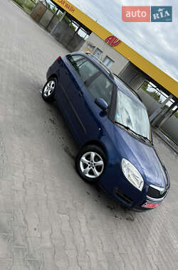Універсал Skoda Fabia 2009 в Луцьку
