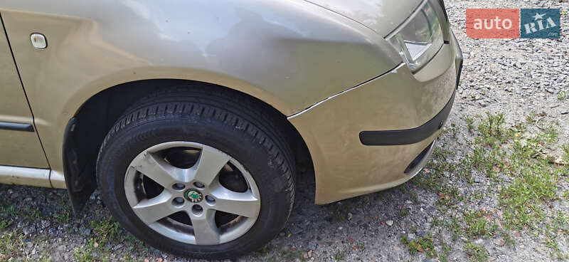 Універсал Skoda Fabia 2005 в Києві