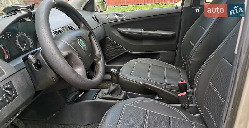 Універсал Skoda Fabia 2005 в Києві