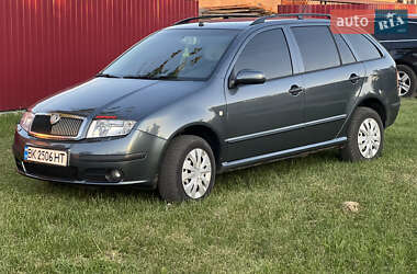 Хетчбек Skoda Fabia 2005 в Смизі