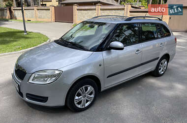 Универсал Skoda Fabia 2008 в Чернигове