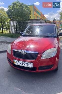 Хетчбек Skoda Fabia 2009 в Києві