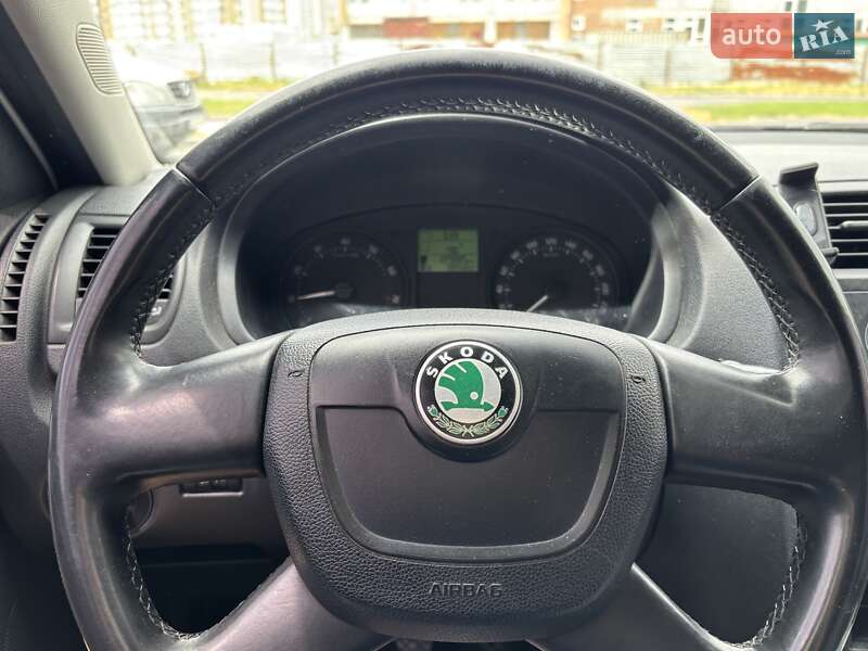 Хэтчбек Skoda Fabia 2011 в Виннице фото 13 Хэтчбек Skoda Fabia 2011 в Виннице