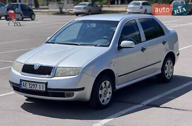 Седан Skoda Fabia 2004 в 
