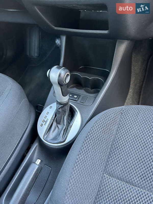 Хэтчбек Skoda Fabia 2008 в Николаеве