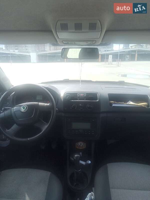 Універсал Skoda Fabia 2010 в Києві