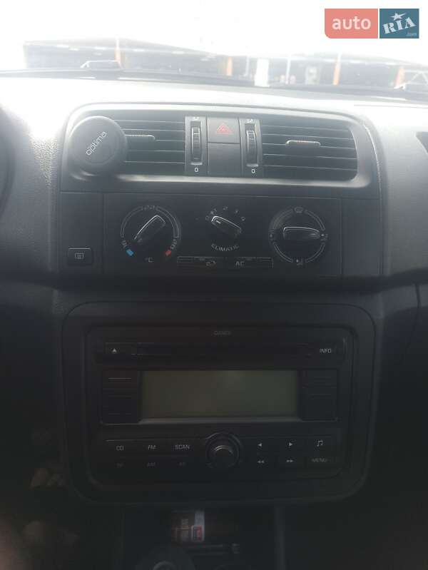 Універсал Skoda Fabia 2010 в Києві