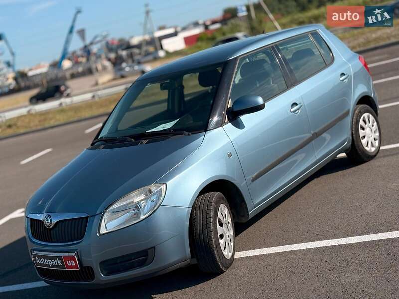 Хэтчбек Skoda Fabia 2008 в Львове