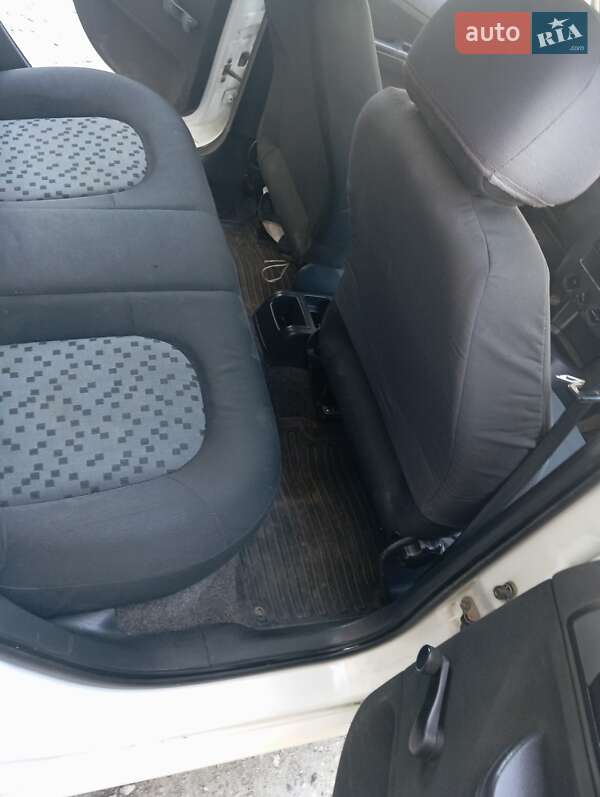 Хетчбек Skoda Fabia 2006 в Піщанці