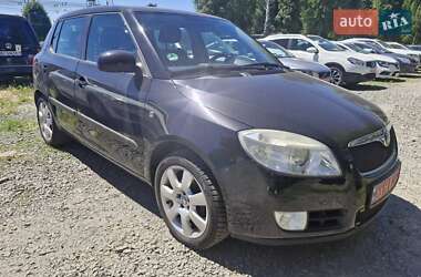 Хетчбек Skoda Fabia 2008 в Луцьку