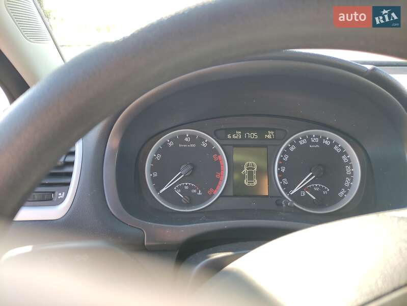 Универсал Skoda Fabia 2009 в Кривом Роге