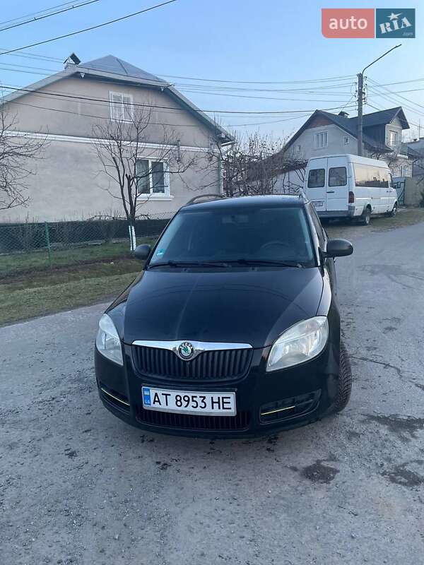 Универсал Skoda Fabia 2009 в Калуше