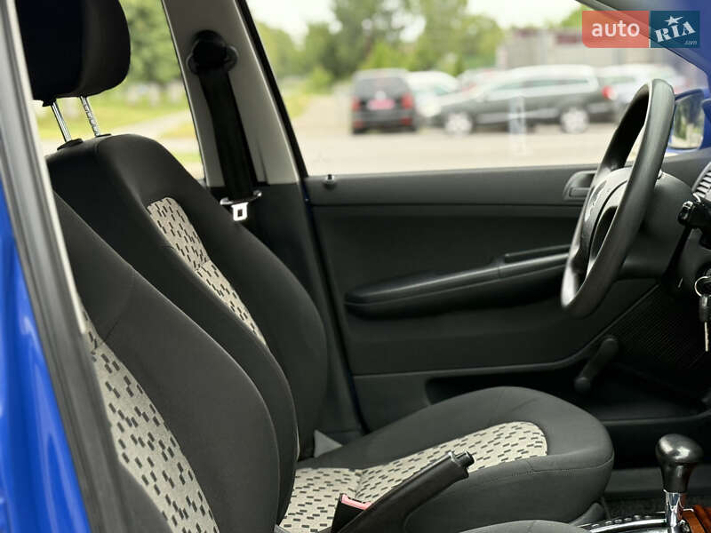 Хэтчбек Skoda Fabia 2005 в Староконстантинове