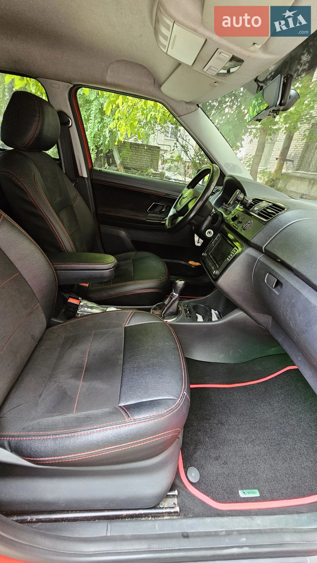 2012 Skoda Fabia - мініатюра 12