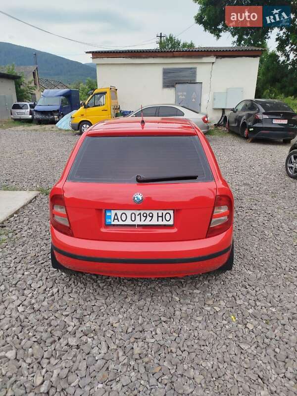 Хетчбек Skoda Fabia 2003 в Перечині