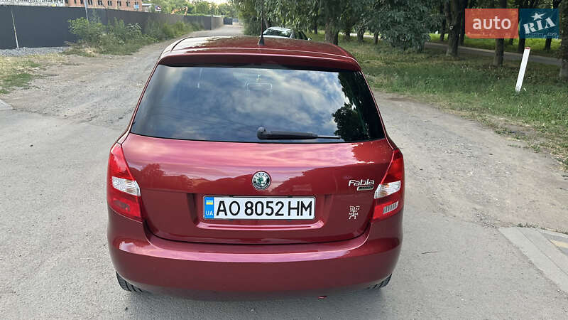 Хетчбек Skoda Fabia 2009 в Ужгороді