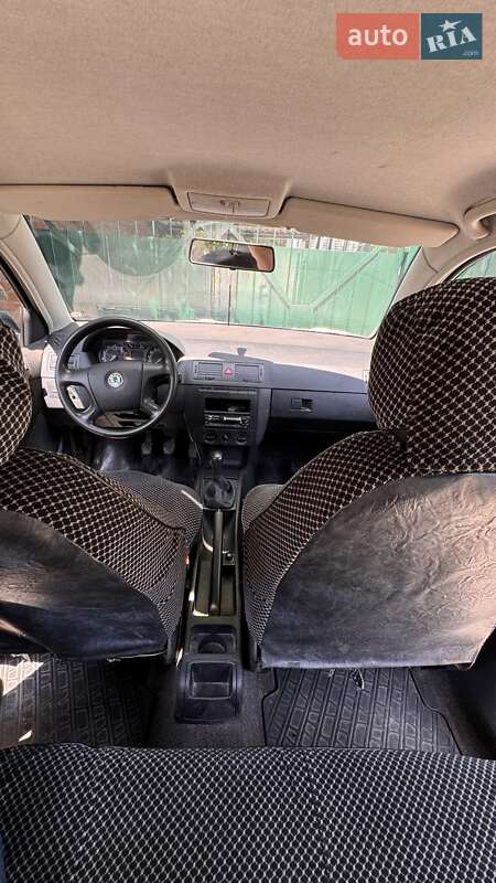 Хэтчбек Skoda Fabia 2004 в Мироновке фото 25 Хэтчбек Skoda Fabia 2004 в Мироновке