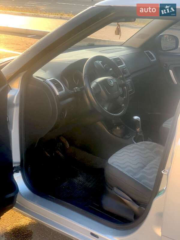 Хэтчбек Skoda Fabia 2009 в Киеве