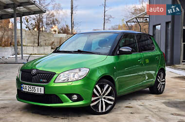 Хэтчбек Skoda Fabia 2010 в Киеве