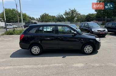 Универсал Skoda Fabia 2010 в 