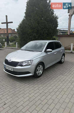 Хэтчбек Skoda Fabia 2016 в Мукачево