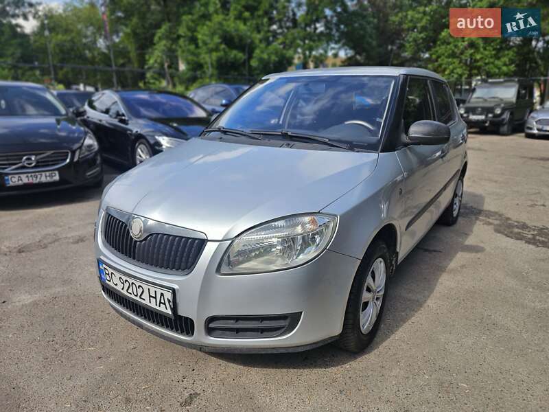 Хэтчбек Skoda Fabia 2007 в Львове