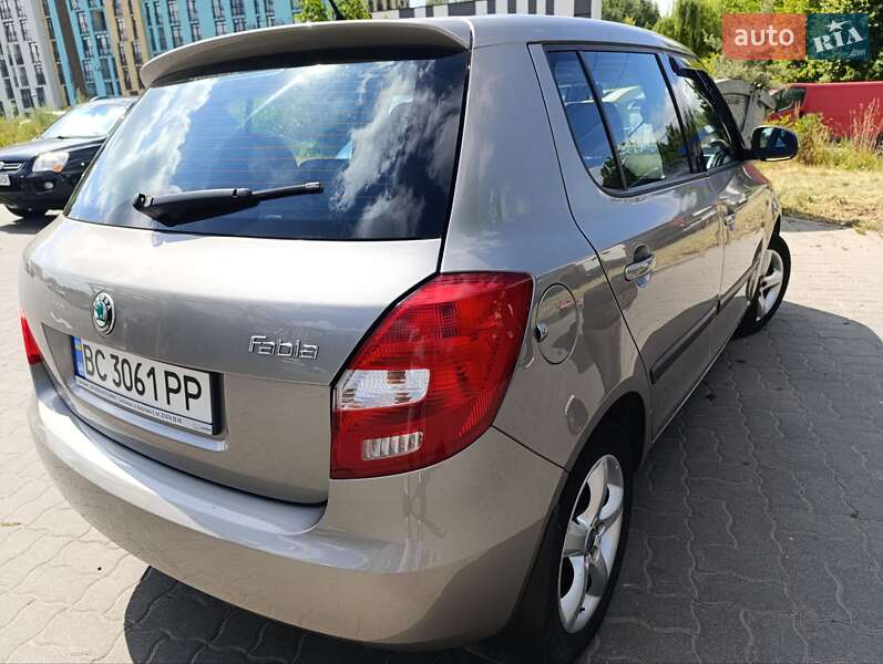 Хэтчбек Skoda Fabia 2008 в Львове фото 32 Хэтчбек Skoda Fabia 2008 в Львове