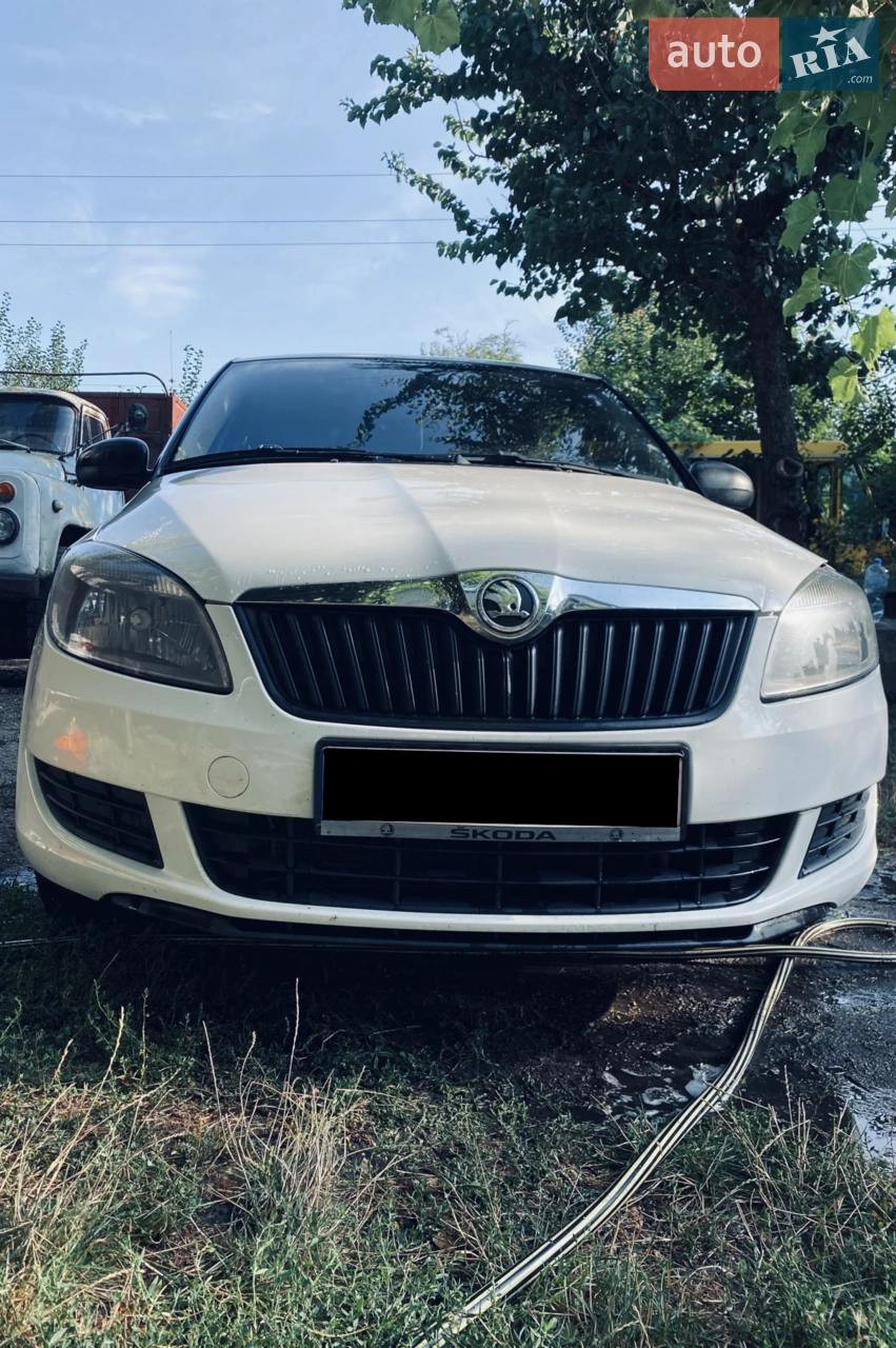 2016 Skoda Fabia - мініатюра 12