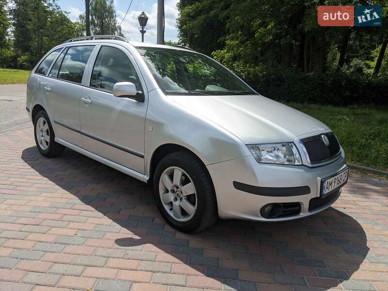 Универсал Skoda Fabia 2008 в Звягеле
