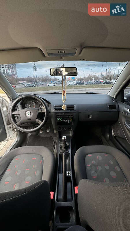 Универсал Skoda Fabia 2003 в Киеве