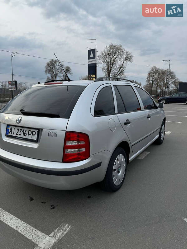 Универсал Skoda Fabia 2003 в Киеве