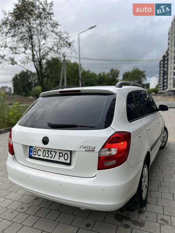 Универсал Skoda Fabia 2010 в Ивано-Франковске