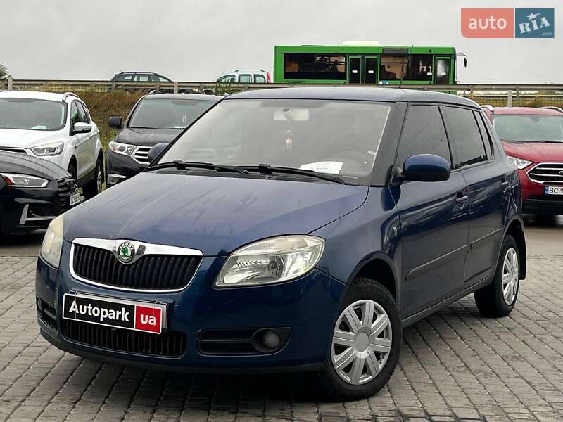 Хэтчбек Skoda Fabia 2007 в 