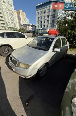 Седан Skoda Fabia 2003 в 