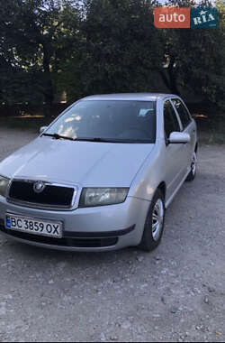 Хэтчбек Skoda Fabia 2003 в Днепре