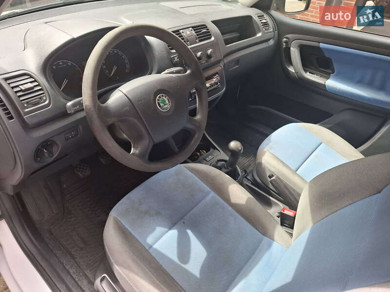 Універсал Skoda Fabia 2009 в Луцьку