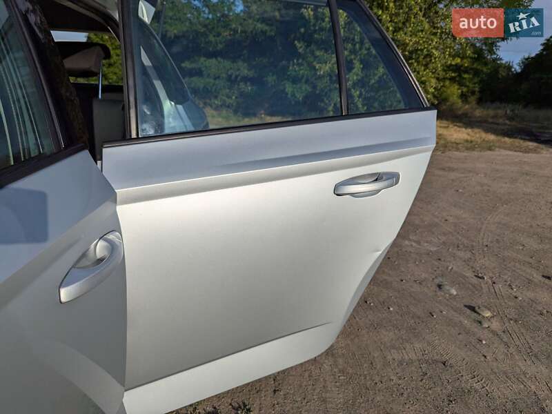 Універсал Skoda Fabia 2015 в Івано-Франківську