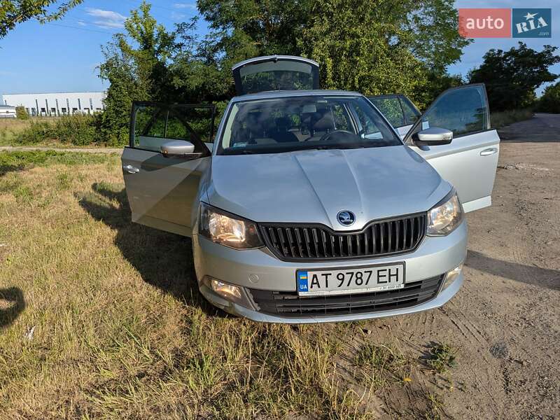 Універсал Skoda Fabia 2015 в Івано-Франківську