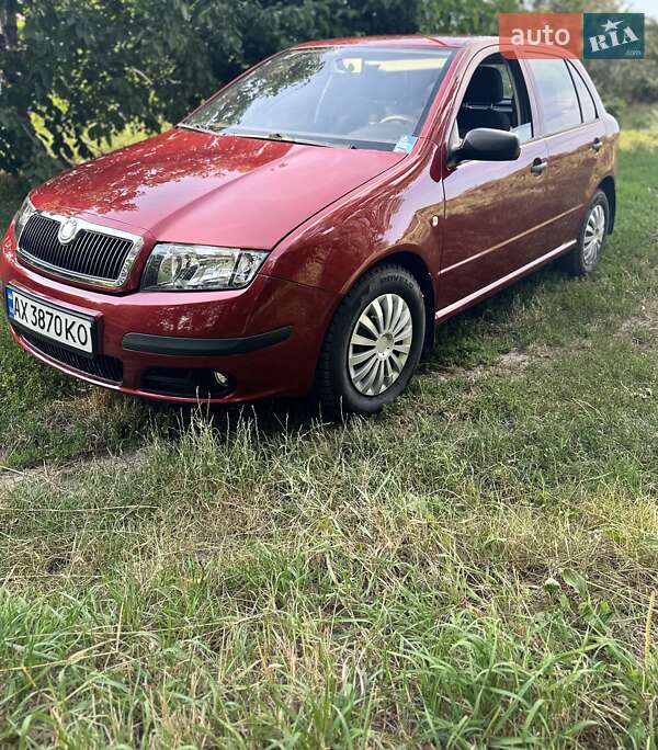 Седан Skoda Fabia 2006 в Полтаве