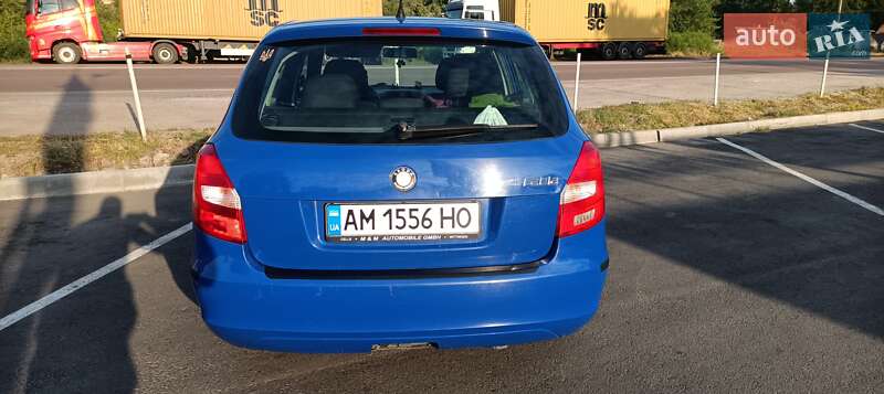 Универсал Skoda Fabia 2009 в Житомире