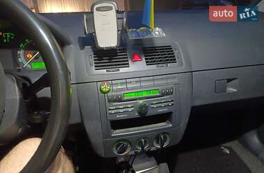 Хэтчбек Skoda Fabia 2007 в 