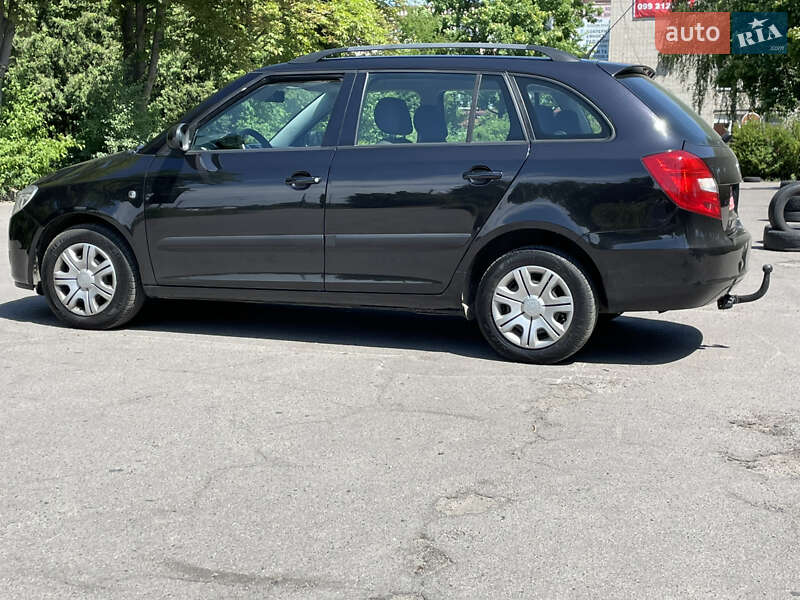 Универсал Skoda Fabia 2008 в Луцке