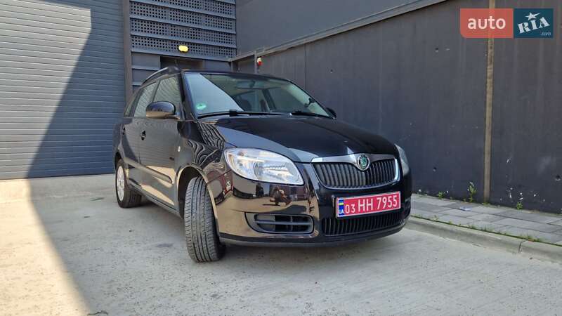 Универсал Skoda Fabia 2009 в Ирпене