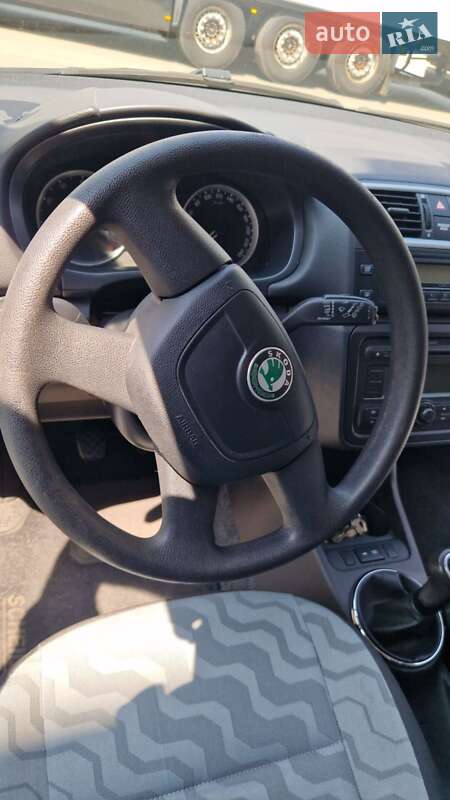 Универсал Skoda Fabia 2009 в Ирпене