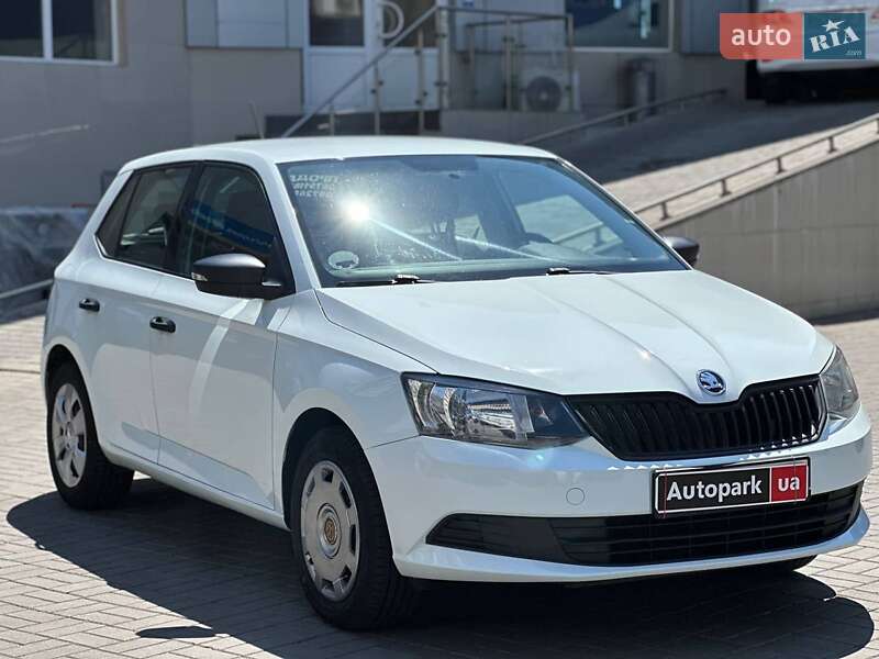 Хэтчбек Skoda Fabia 2017 в Одессе