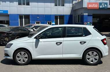 Хэтчбек Skoda Fabia 2017 в 