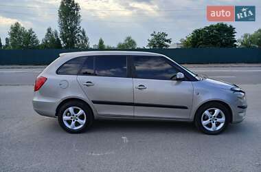 Універсал Skoda Fabia 2010 в Києві