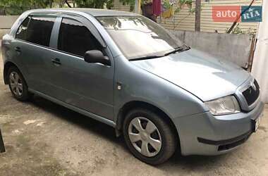 Хэтчбек Skoda Fabia 2002 в Каменке