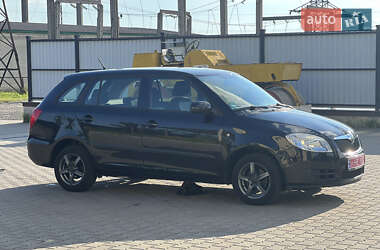 Универсал Skoda Fabia 2010 в 